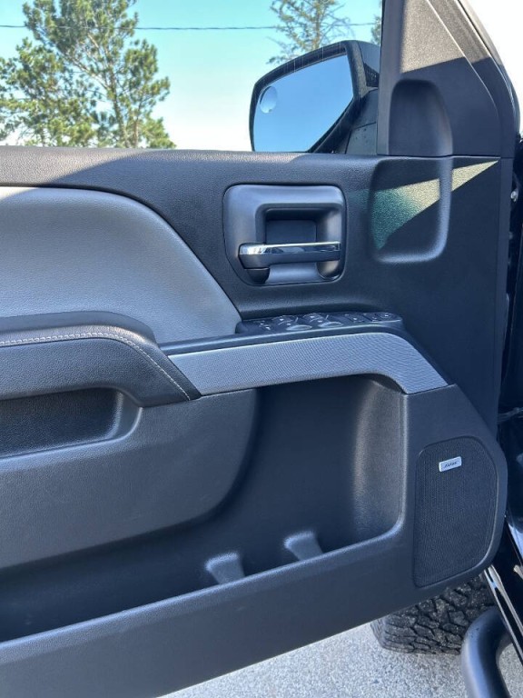 2018 Chevrolet Silverado 1500 Image 18