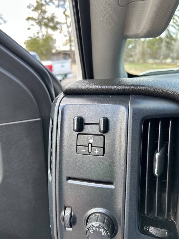 2019 Chevrolet Silverado 1500 Image 16