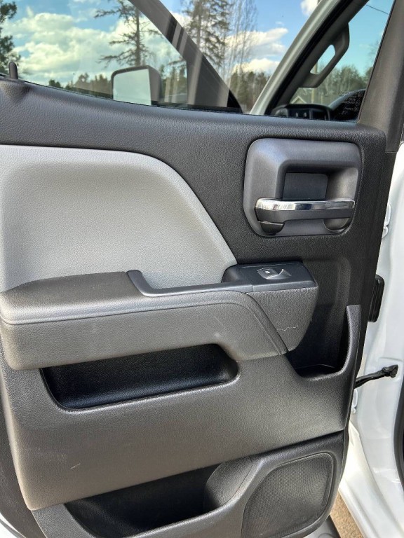 2019 Chevrolet Silverado 1500 Image 19