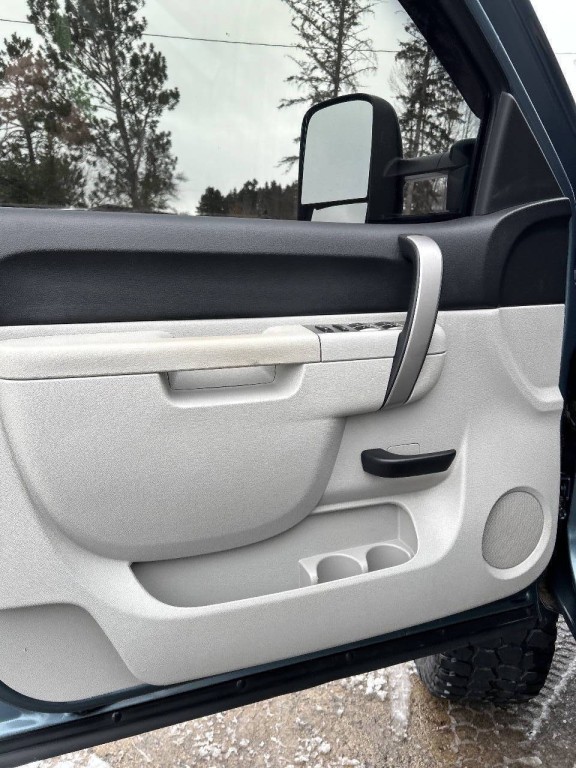 2010 Chevrolet Silverado 1500 Image 17