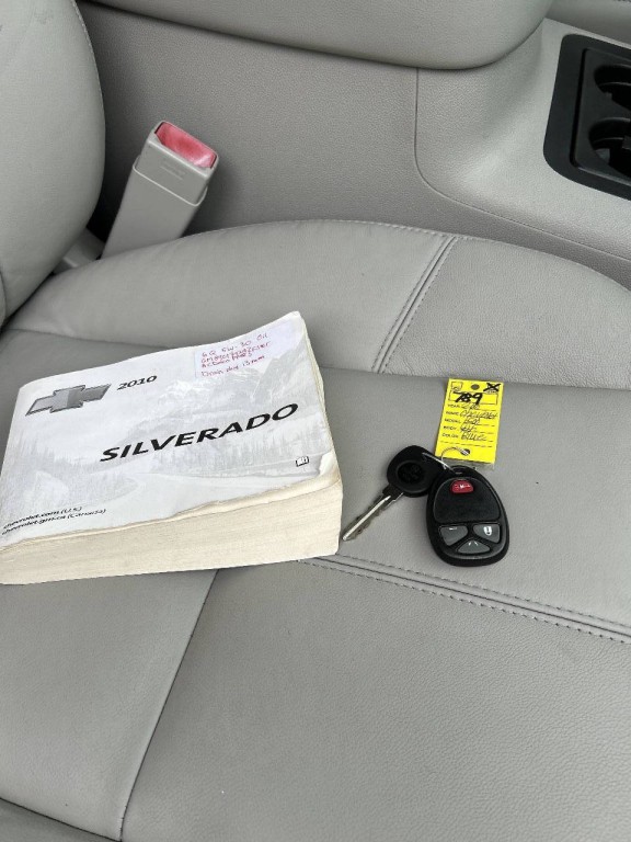 2010 Chevrolet Silverado 1500 Image 22