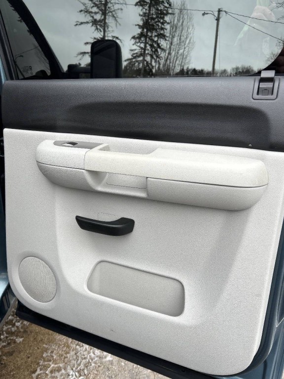 2010 Chevrolet Silverado 1500 Image 25