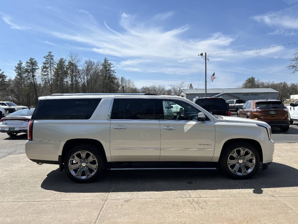 2015 GMC Yukon Image 4