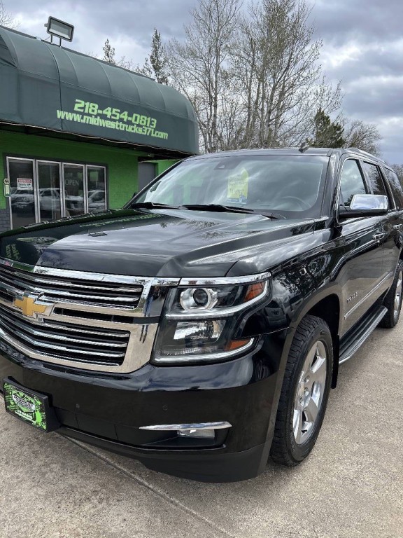 2015 Chevrolet Tahoe Image 2