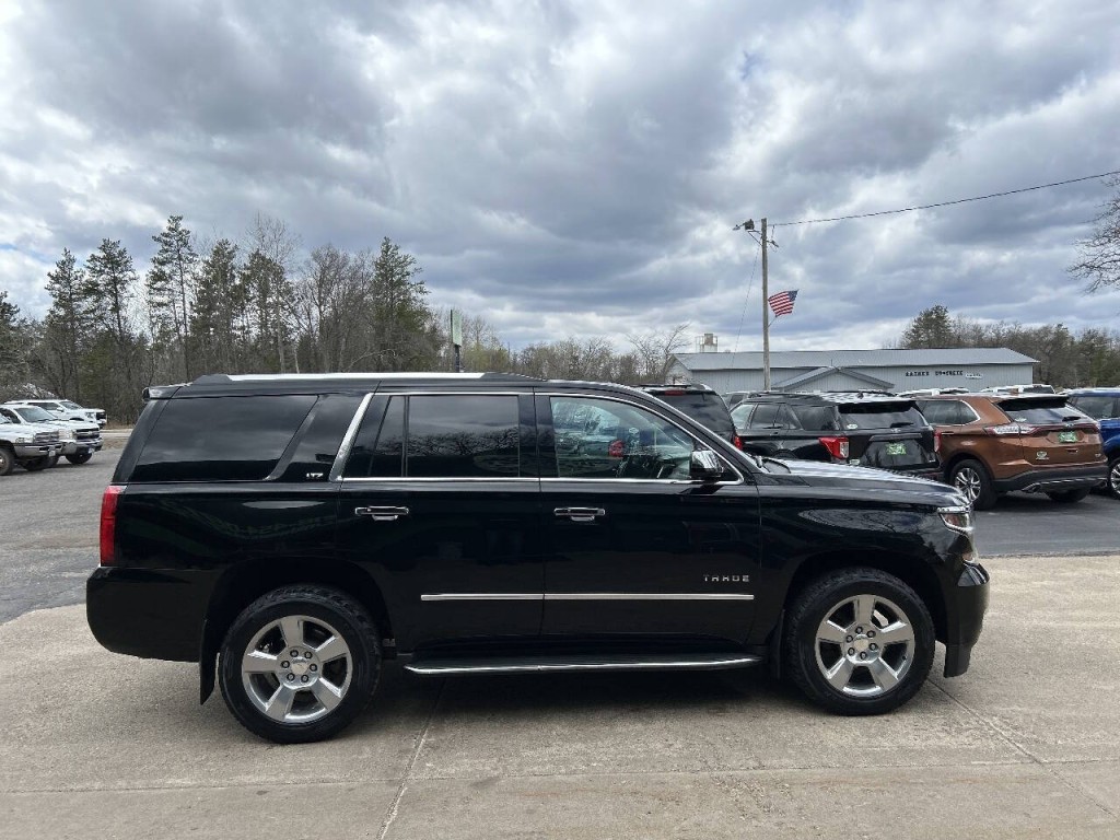 2015 Chevrolet Tahoe Image 4