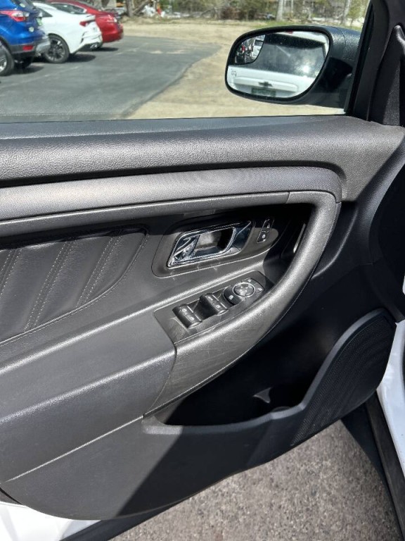 2013 Ford Taurus Image 15