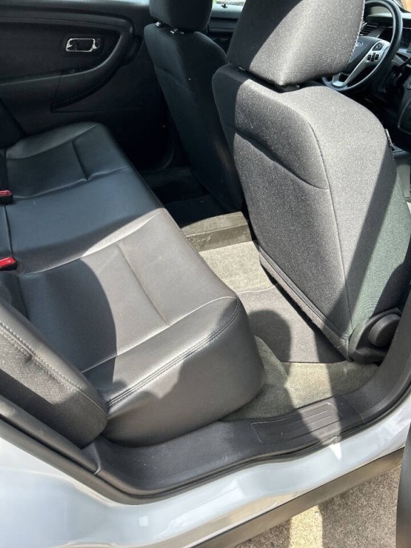 2013 Ford Taurus Image 21
