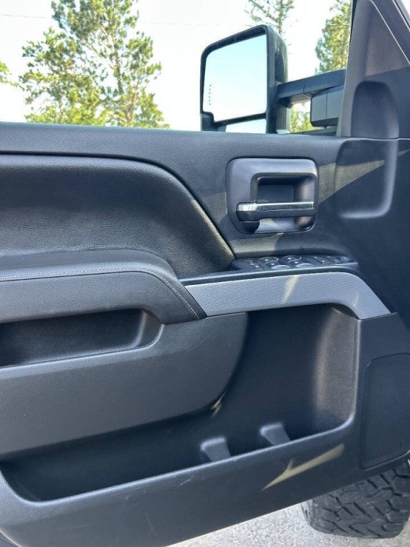 2017 Chevrolet Silverado 1500 Image 17