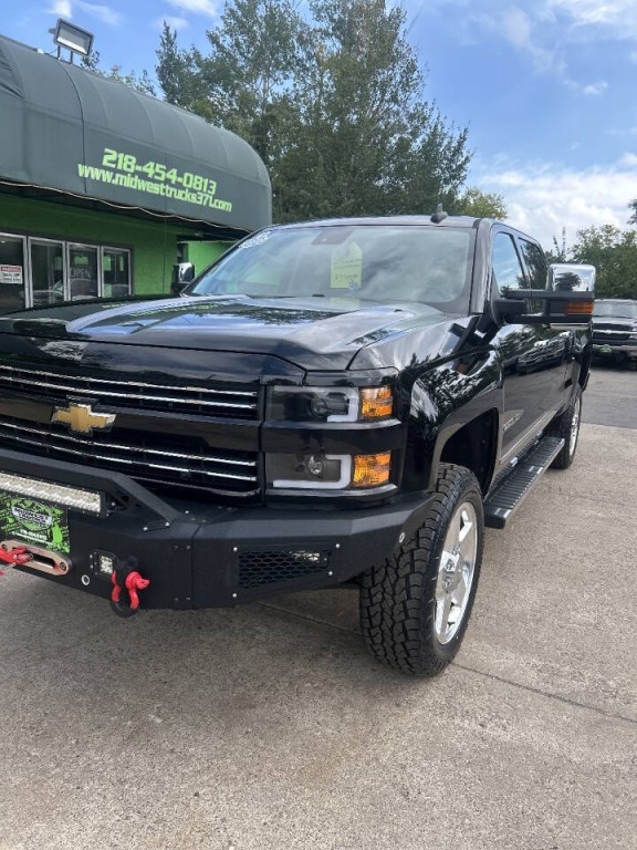 2015 Chevrolet Silverado 1500 Image 2