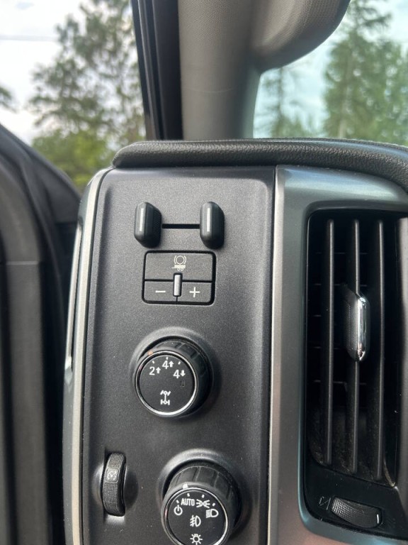 2015 Chevrolet Silverado 1500 Image 19
