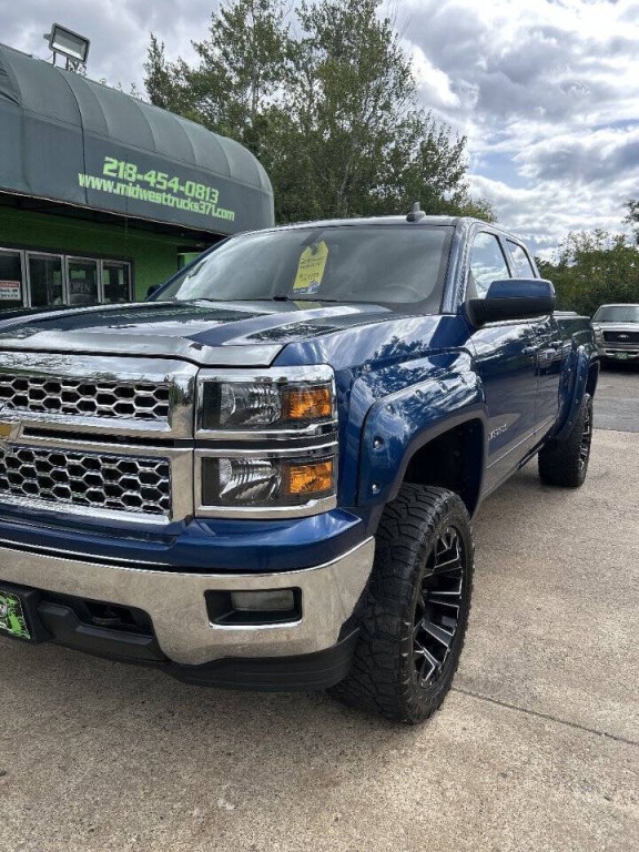 2015 Chevrolet Silverado 1500 Image 2