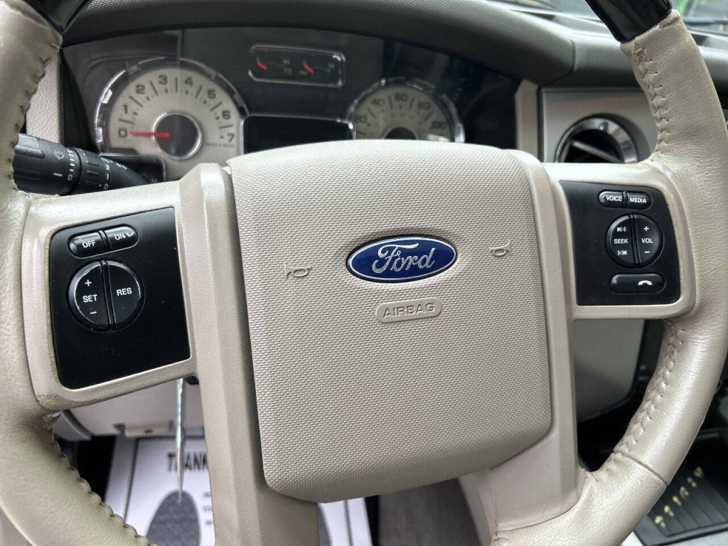 2014 Ford Expedition Image 16
