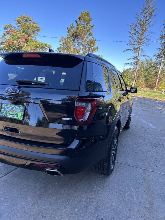 2016 Ford Explorer Image 6