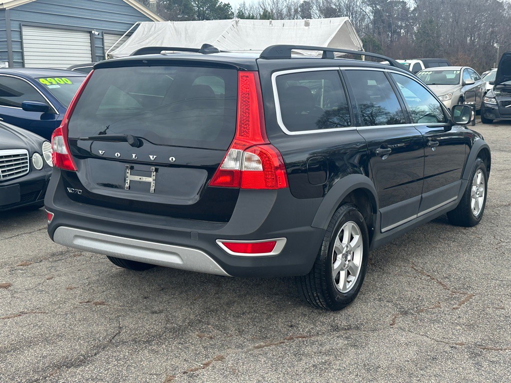 2012 Volvo XC70 Image 9