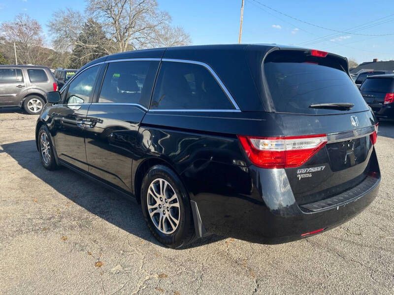 2011 Honda Odyssey Image 6