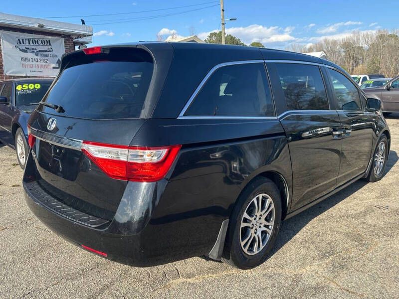 2011 Honda Odyssey Image 8