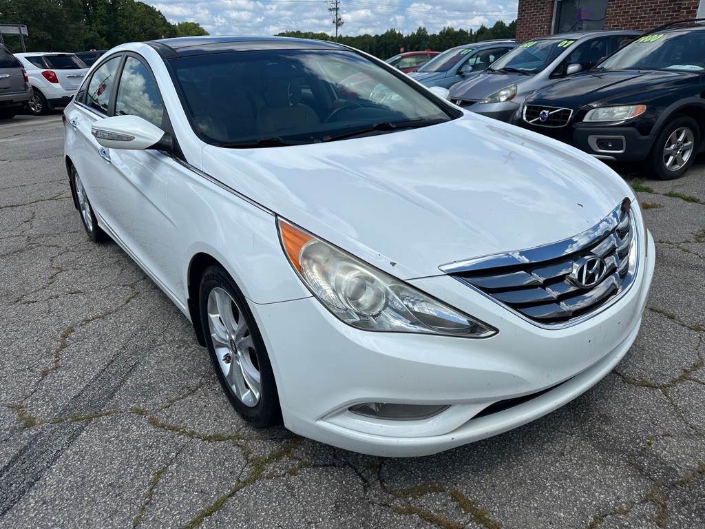2013 Hyundai Sonata Image 4
