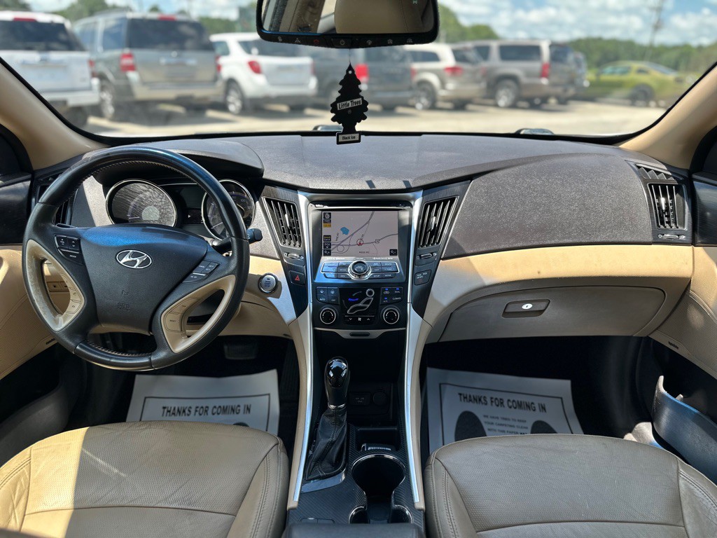 2013 Hyundai Sonata Image 16