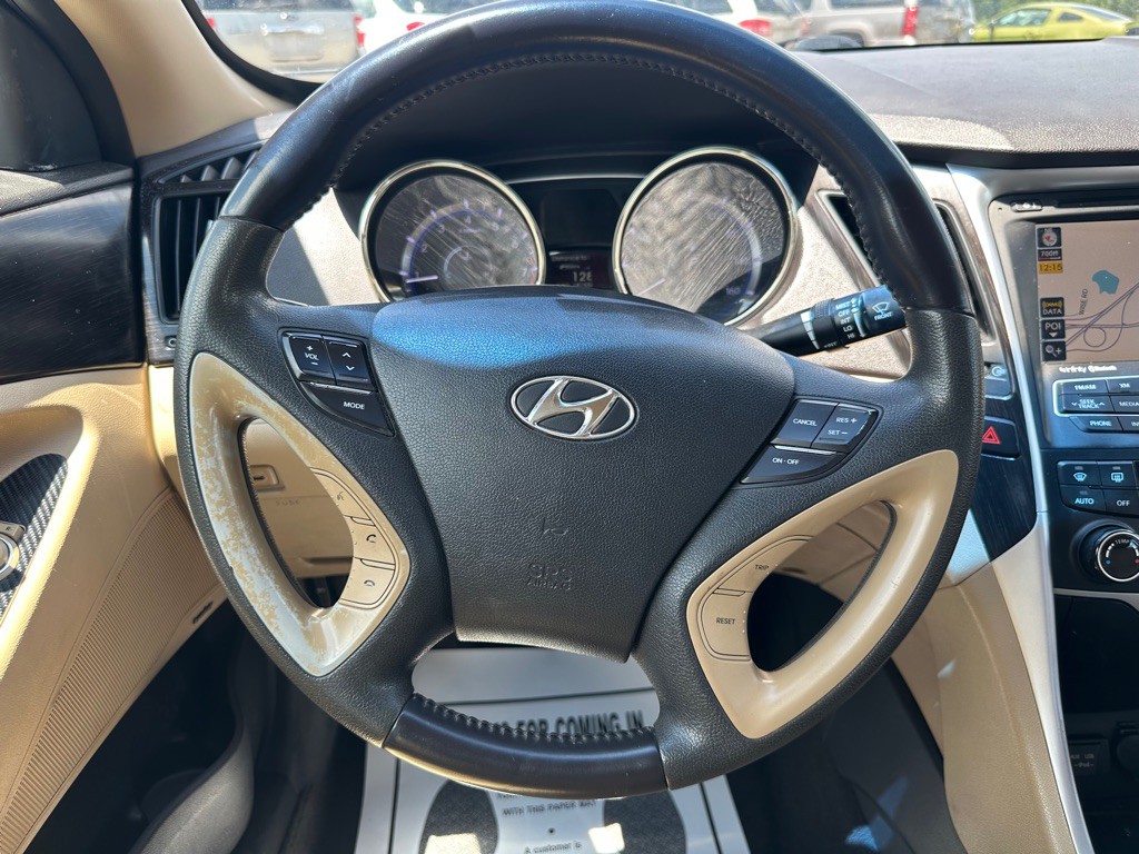 2013 Hyundai Sonata Image 17