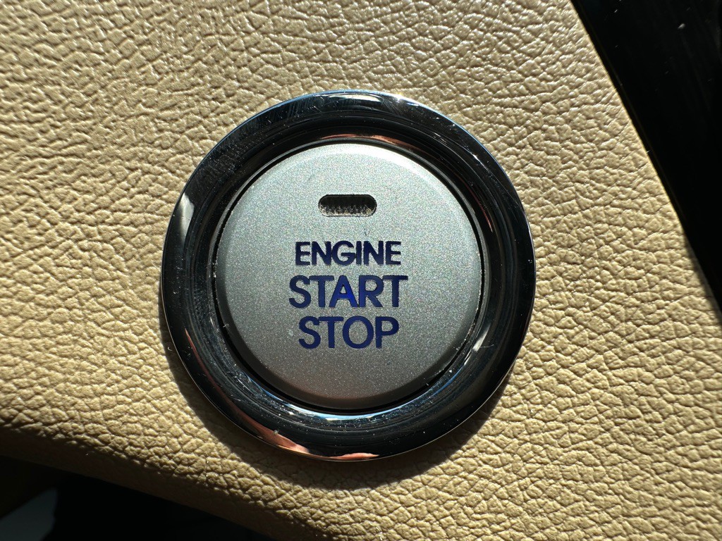 2013 Hyundai Sonata Image 23