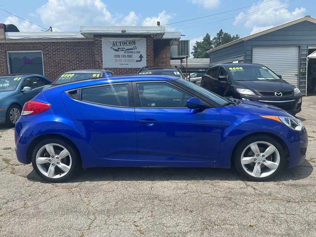 2014 Hyundai Veloster Image 3