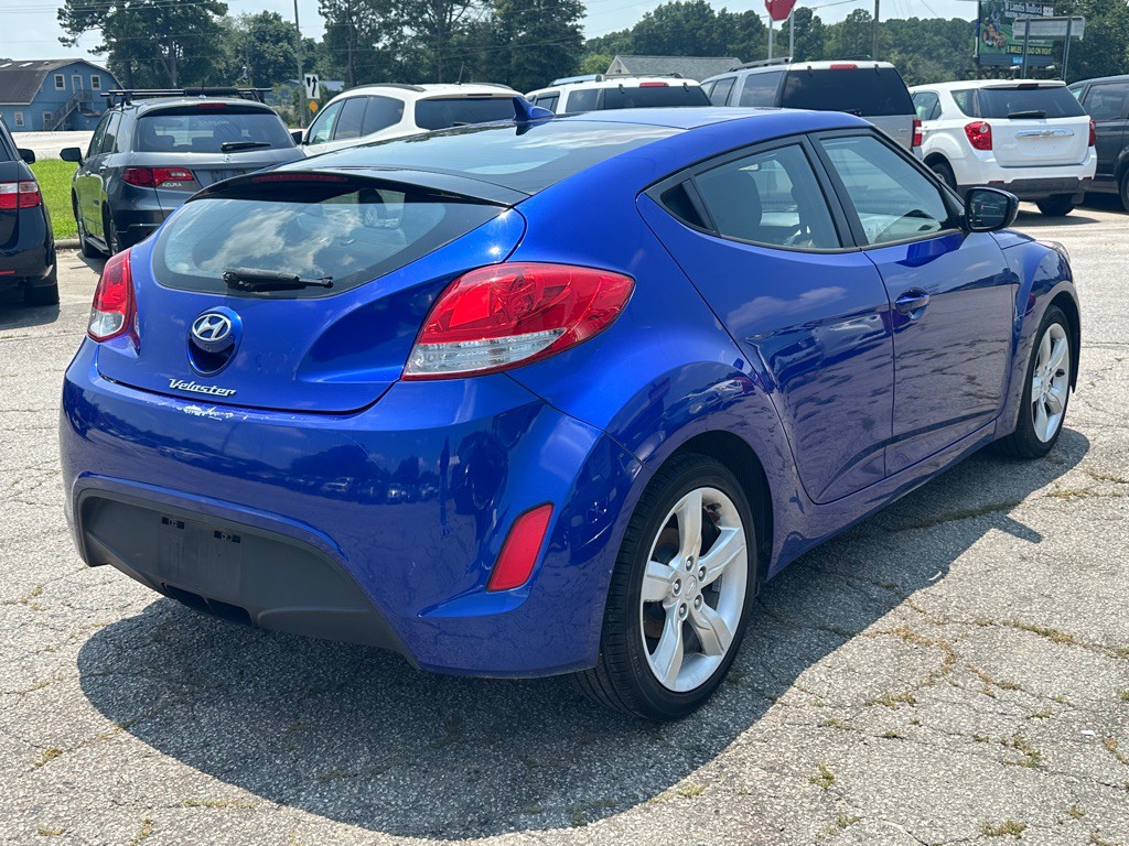 2014 Hyundai Veloster Image 9