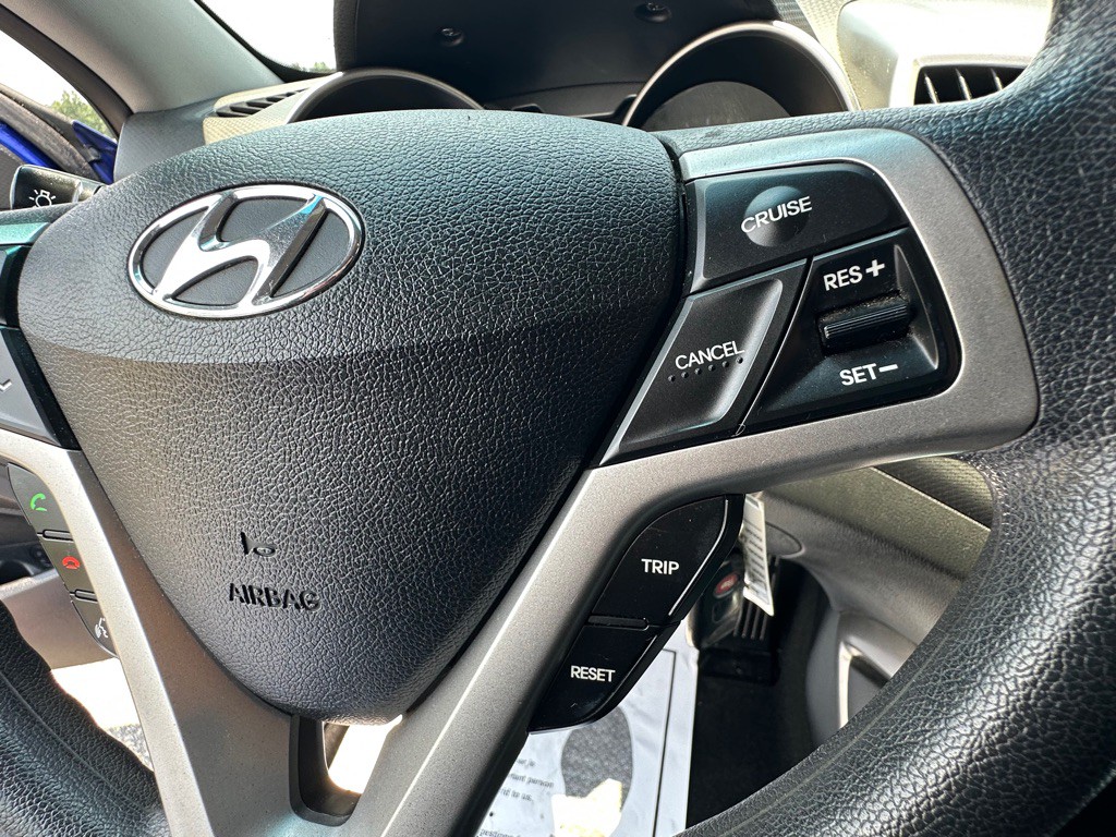 2014 Hyundai Veloster Image 16