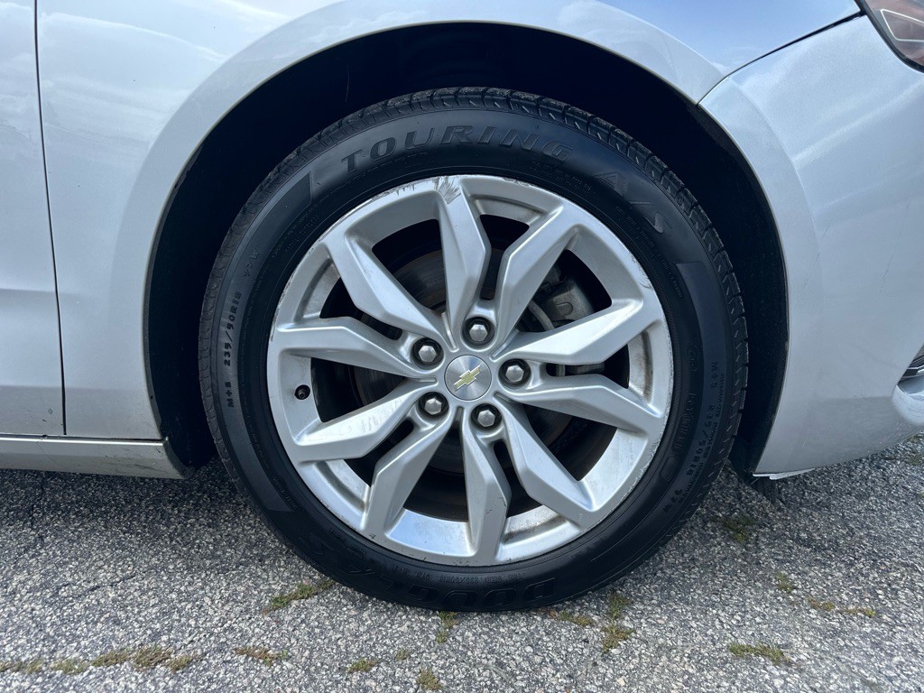 2017 Chevrolet Impala Image 19