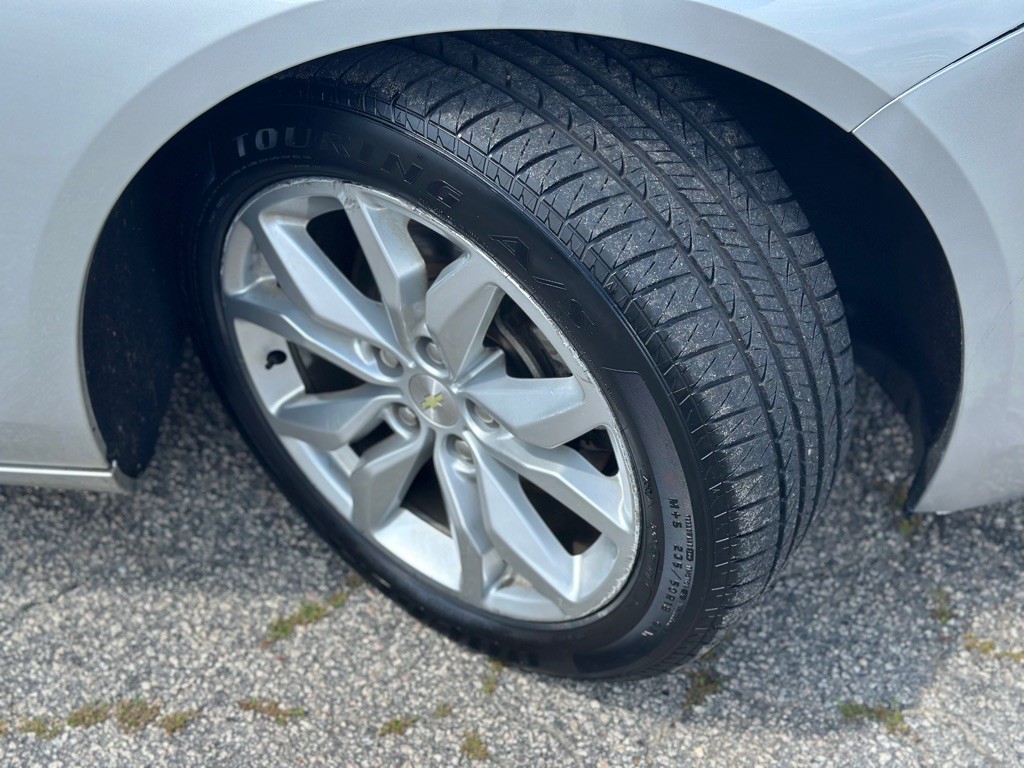 2017 Chevrolet Impala Image 20