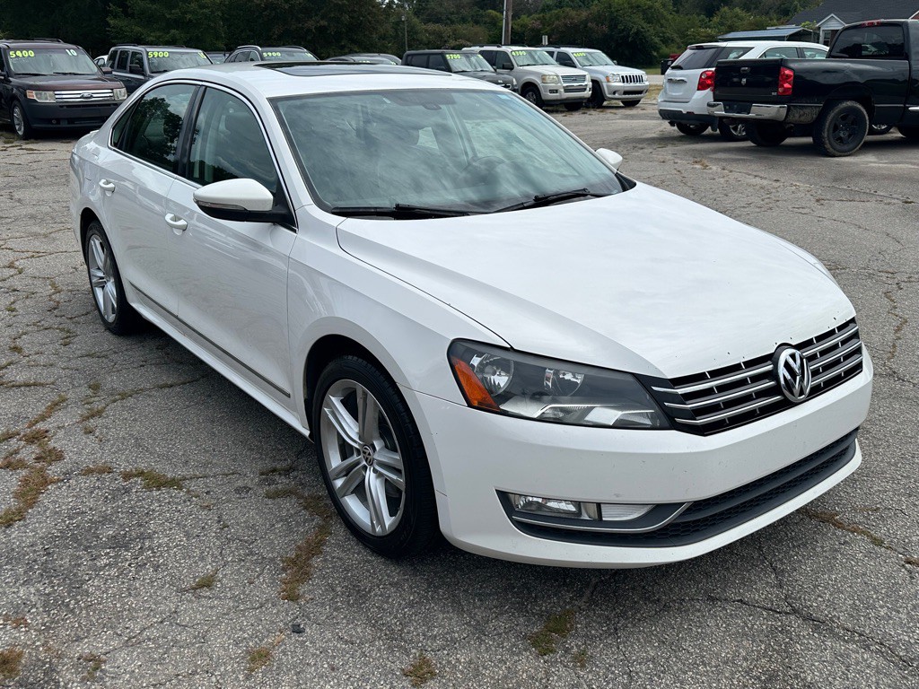 2012 Volkswagen Passat Image 4