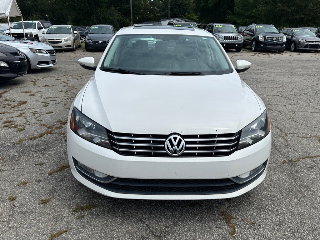 2012 Volkswagen Passat Image 5