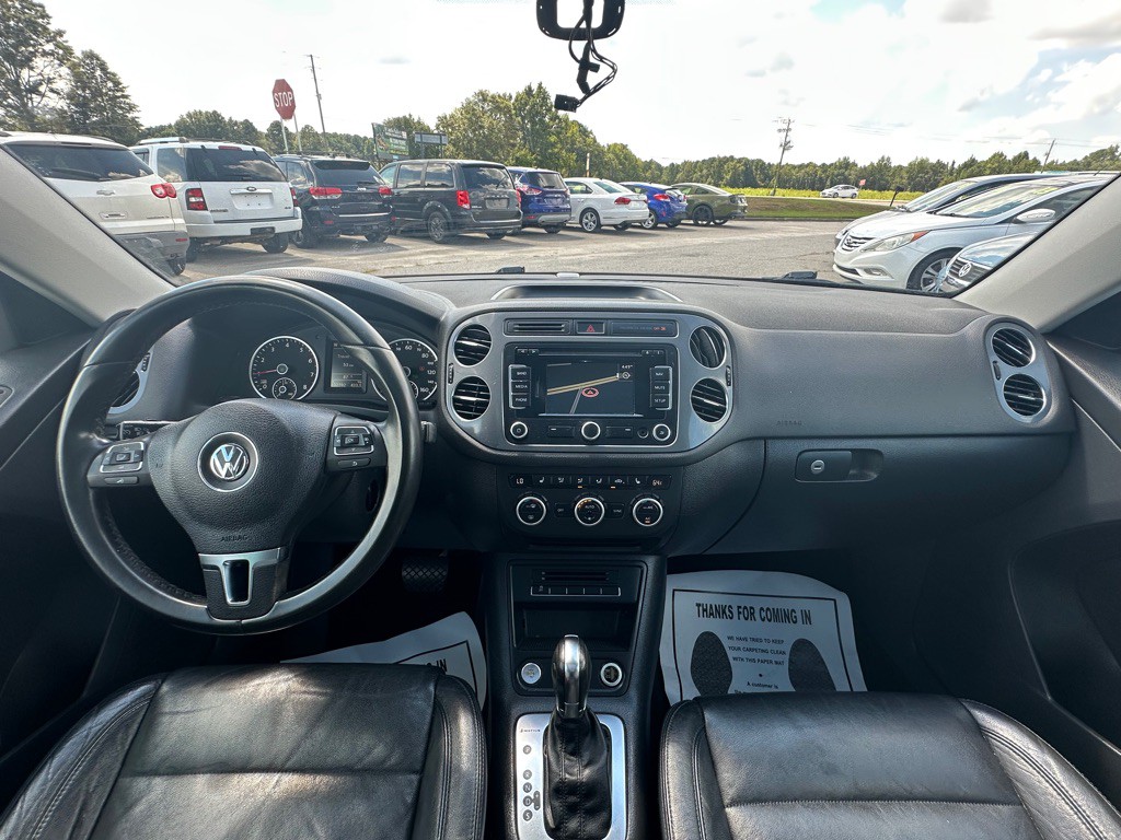 2013 Volkswagen Tiguan Image 16