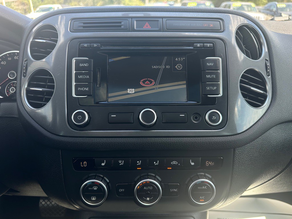 2013 Volkswagen Tiguan Image 20