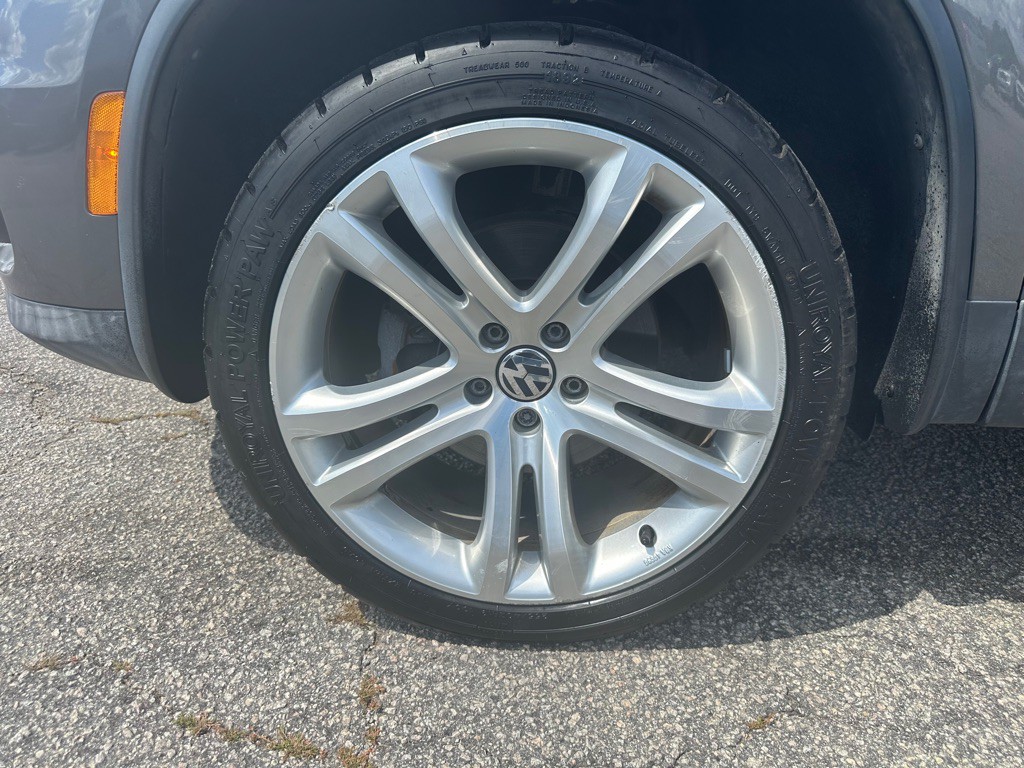 2013 Volkswagen Tiguan Image 23