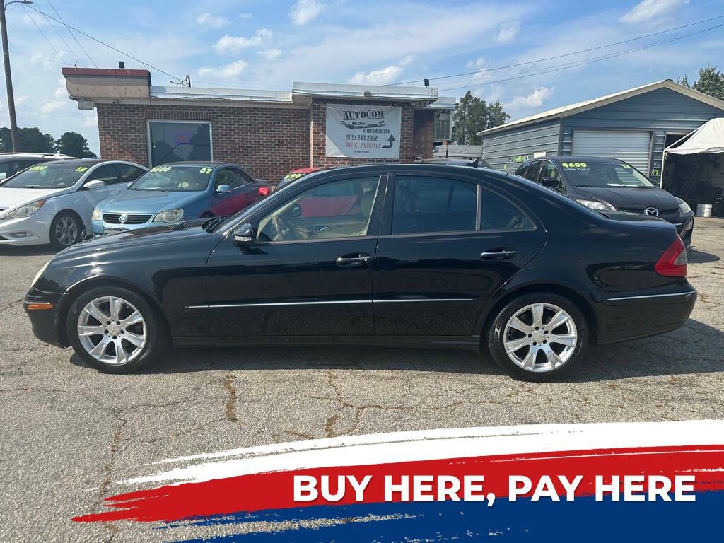 2009 Mercedes-Benz E-Class Image 1