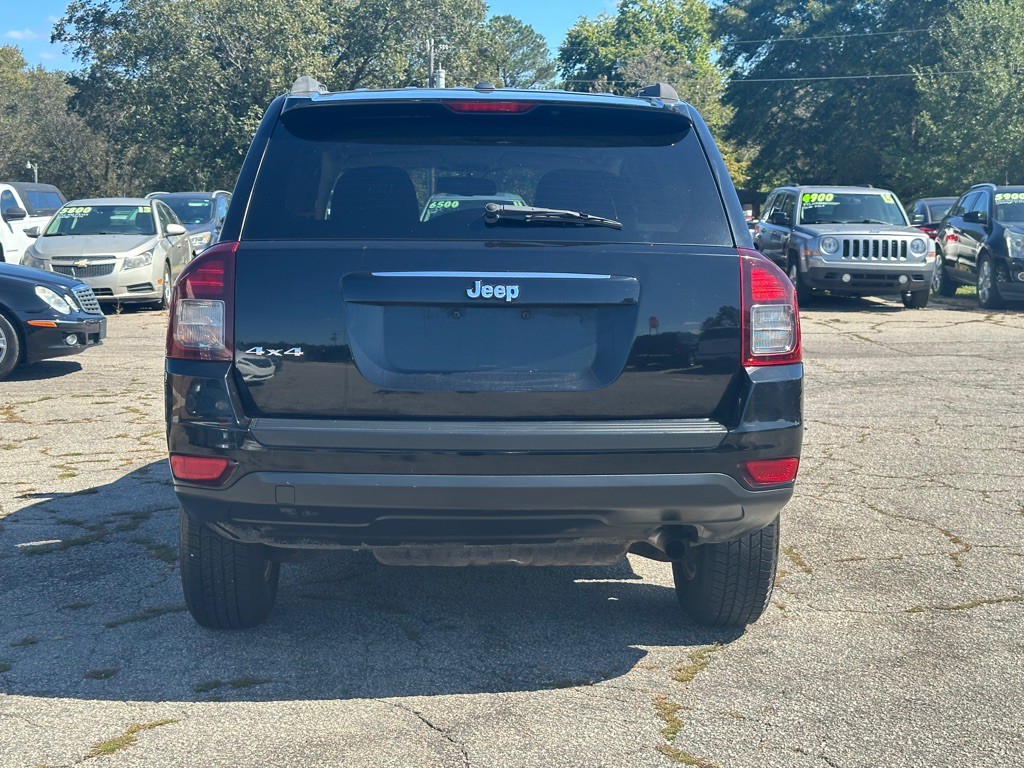 2016 Jeep Compass Image 8