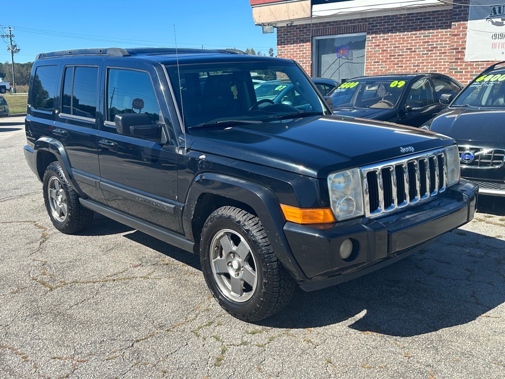 2007 Jeep Commander Image 4