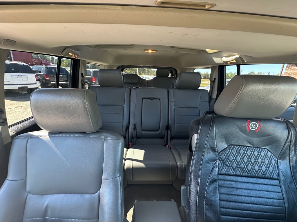 2007 Jeep Commander Image 16