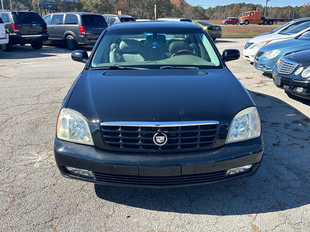 2004 Cadillac DeVille Image 5