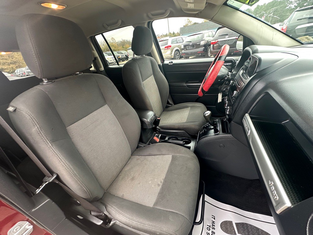 2015 Jeep Compass Image 11