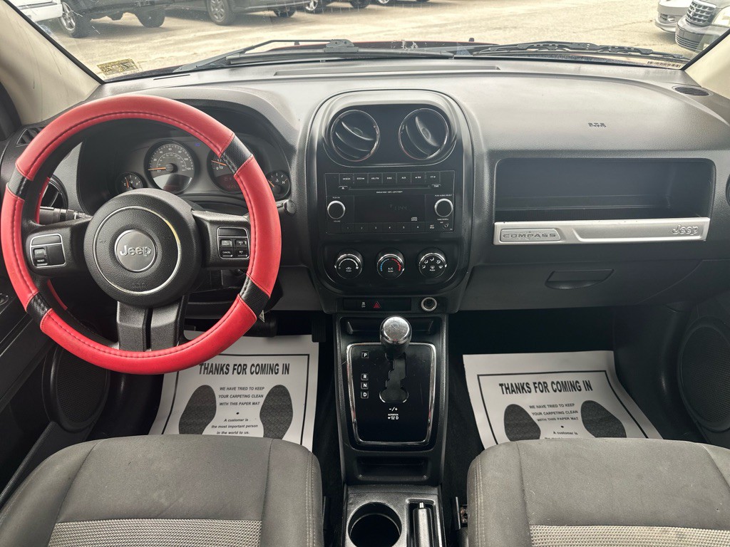 2015 Jeep Compass Image 12