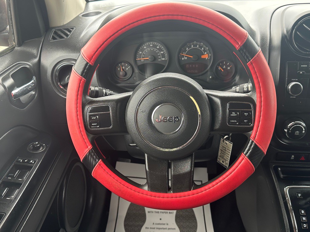 2015 Jeep Compass Image 13