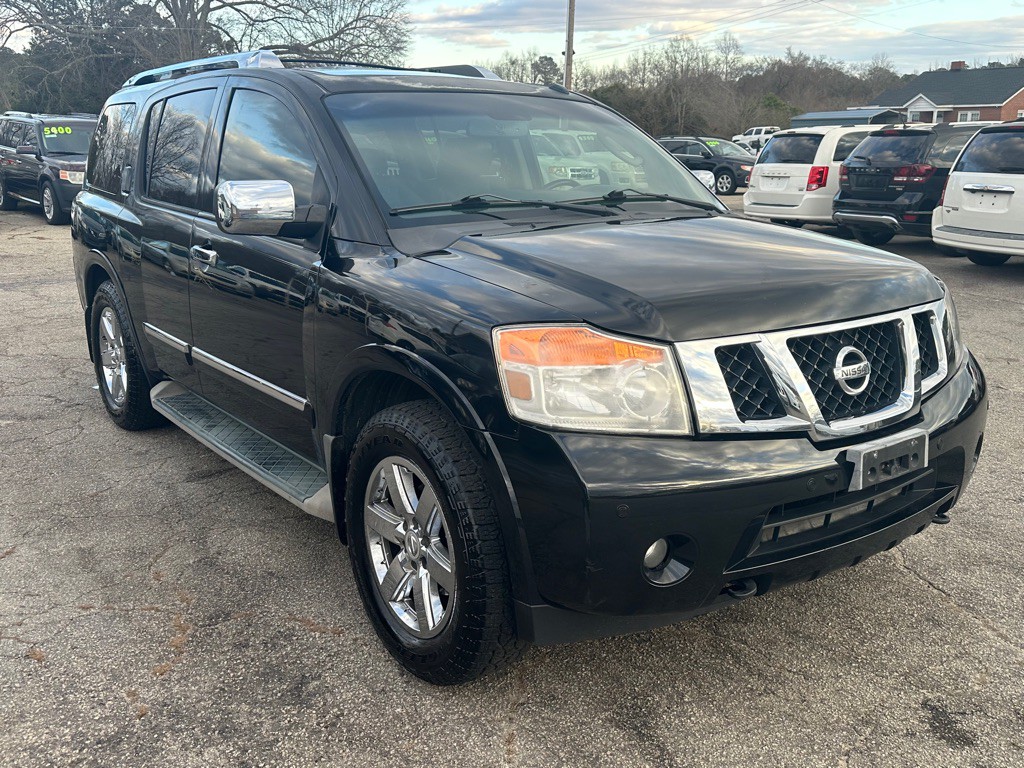 2010 Nissan Armada Image 4