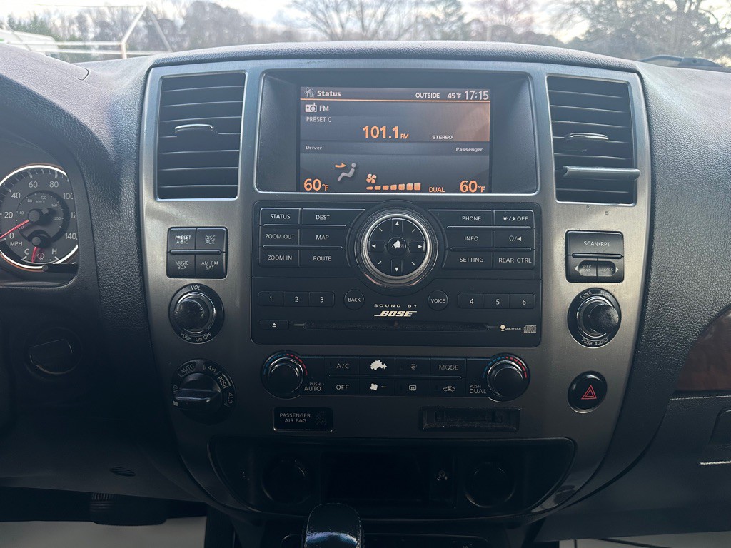 2010 Nissan Armada Image 19