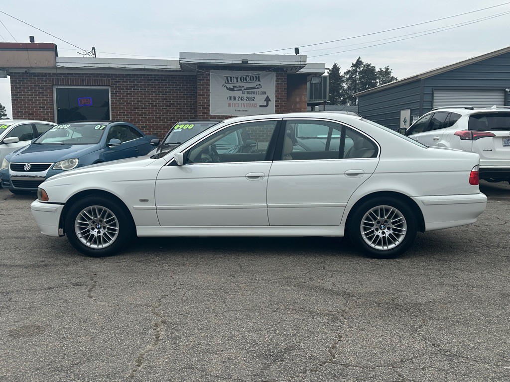 2003 BMW 5 Series Image 2