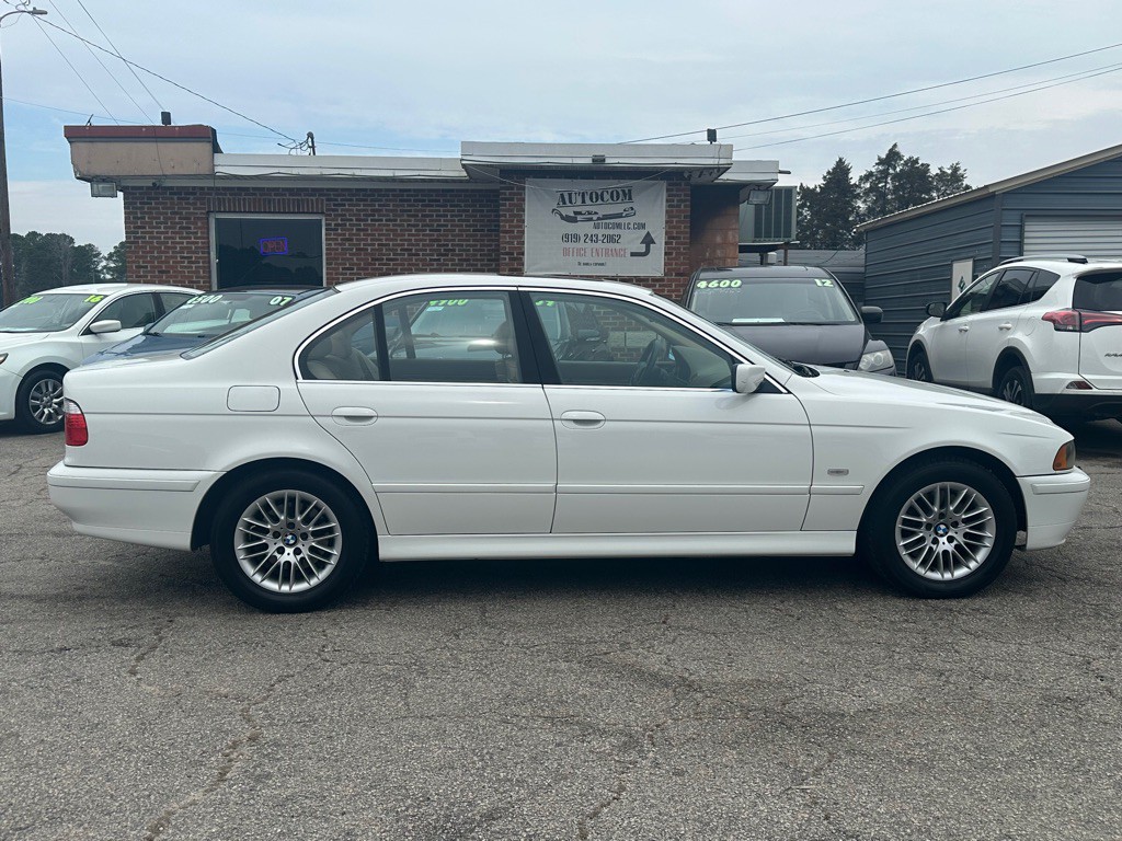 2003 BMW 5 Series Image 3