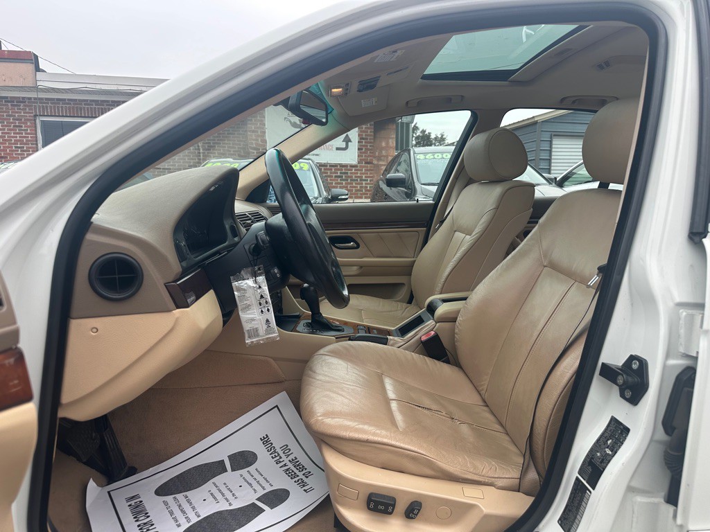 2003 BMW 5 Series Image 10