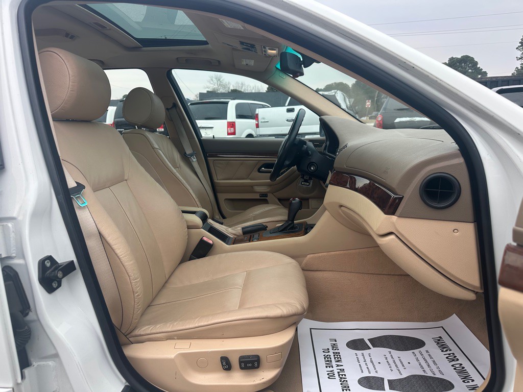 2003 BMW 5 Series Image 12