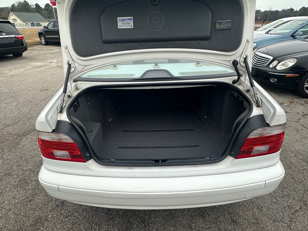 2003 BMW 5 Series Image 18