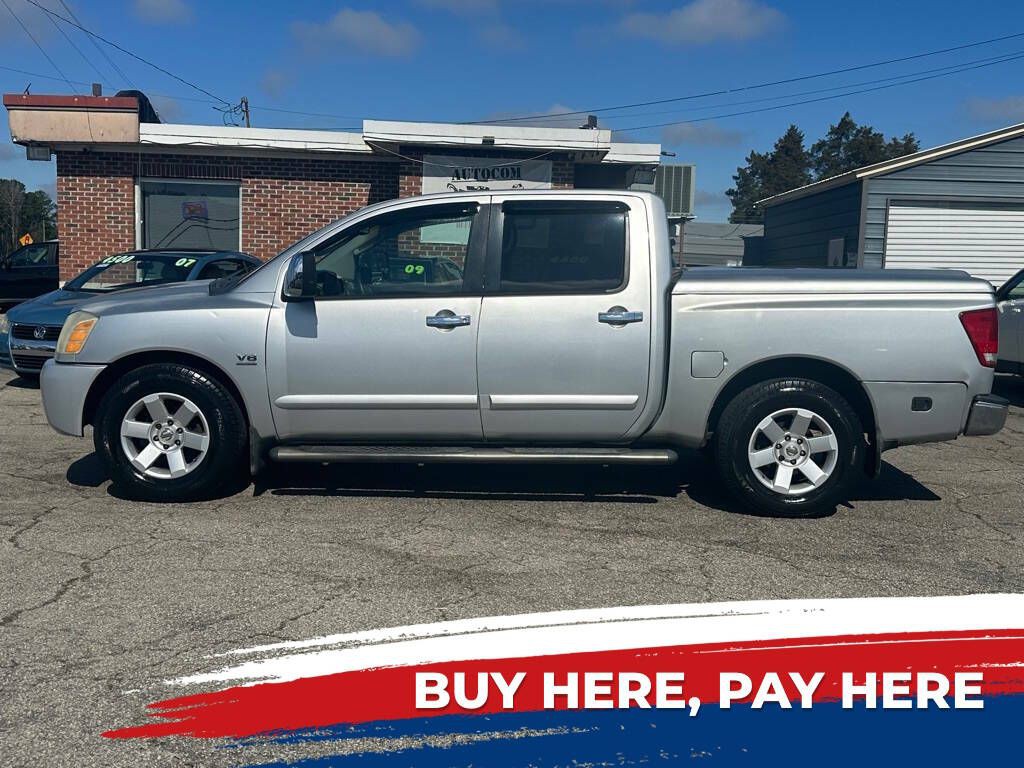 2004 Nissan Titan Image 1